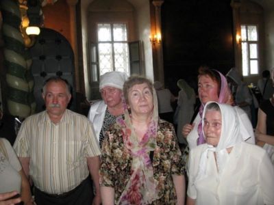 2013-07-20 Activity Holy-trinity-sergius-lavra Pilgrimage 010