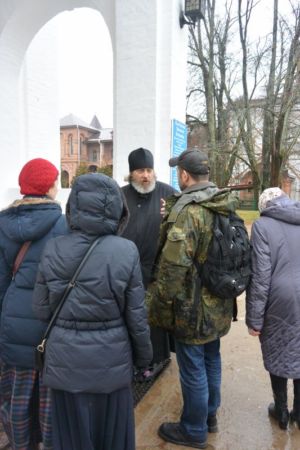 2015-11-21 Activity Pereslavl-zalessky Pilgrimage Web 007